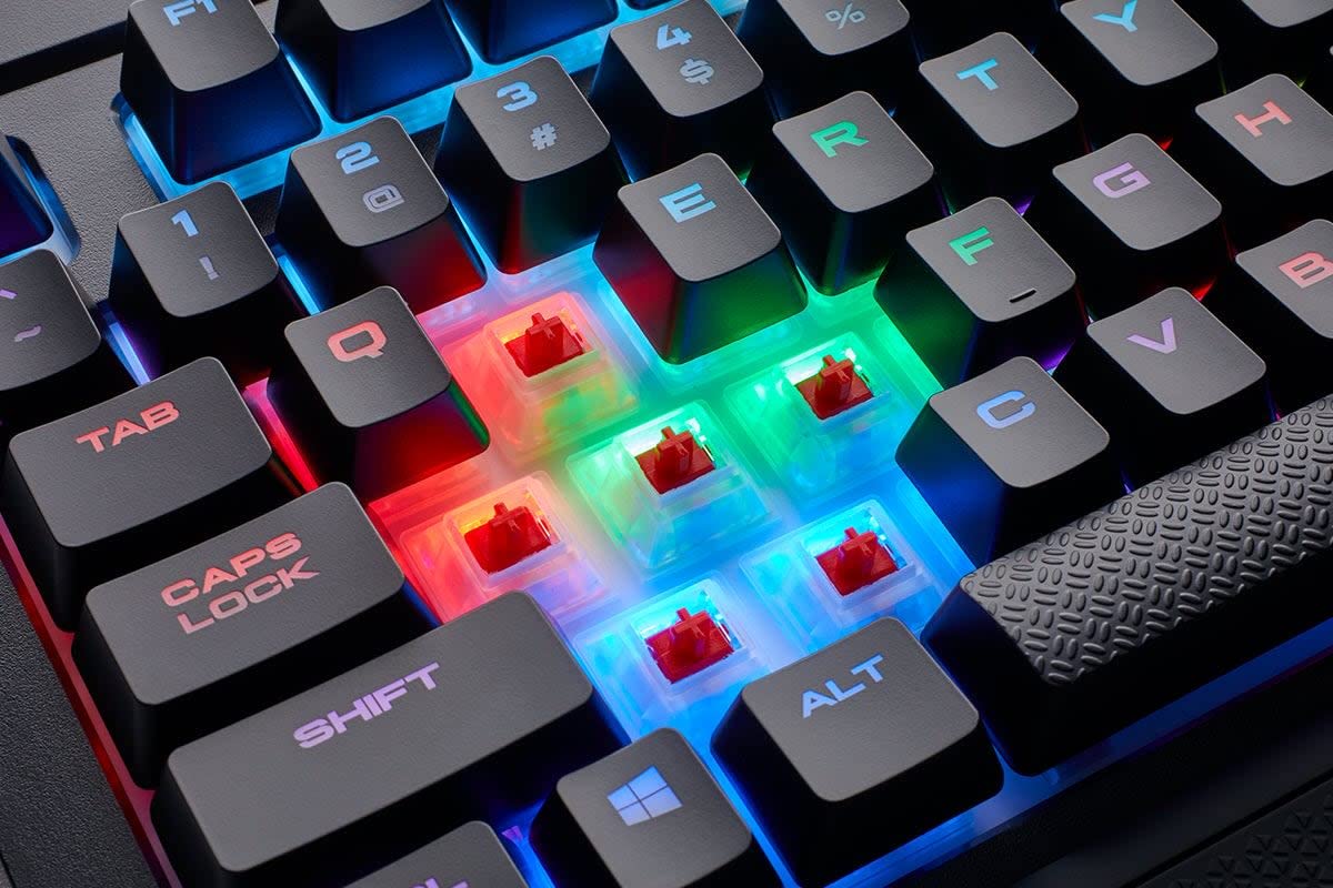 CORSAIR - K68 RGB Mechanical Gaming Keyboard RGB Backlit Cherry MX Red Switch - Black