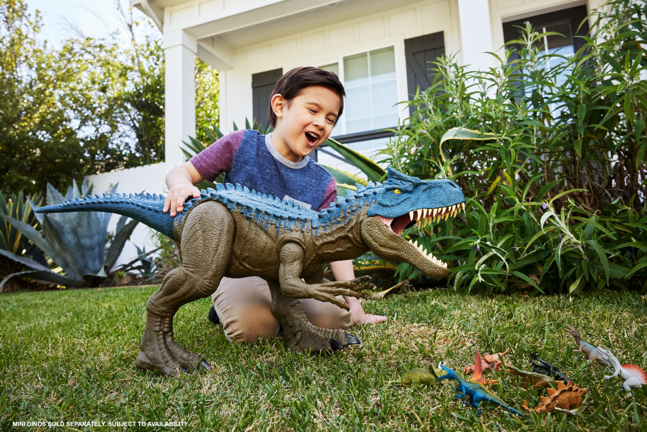 Mattel Jurassic World Super Colossal Giganotosaurus Dinosaur