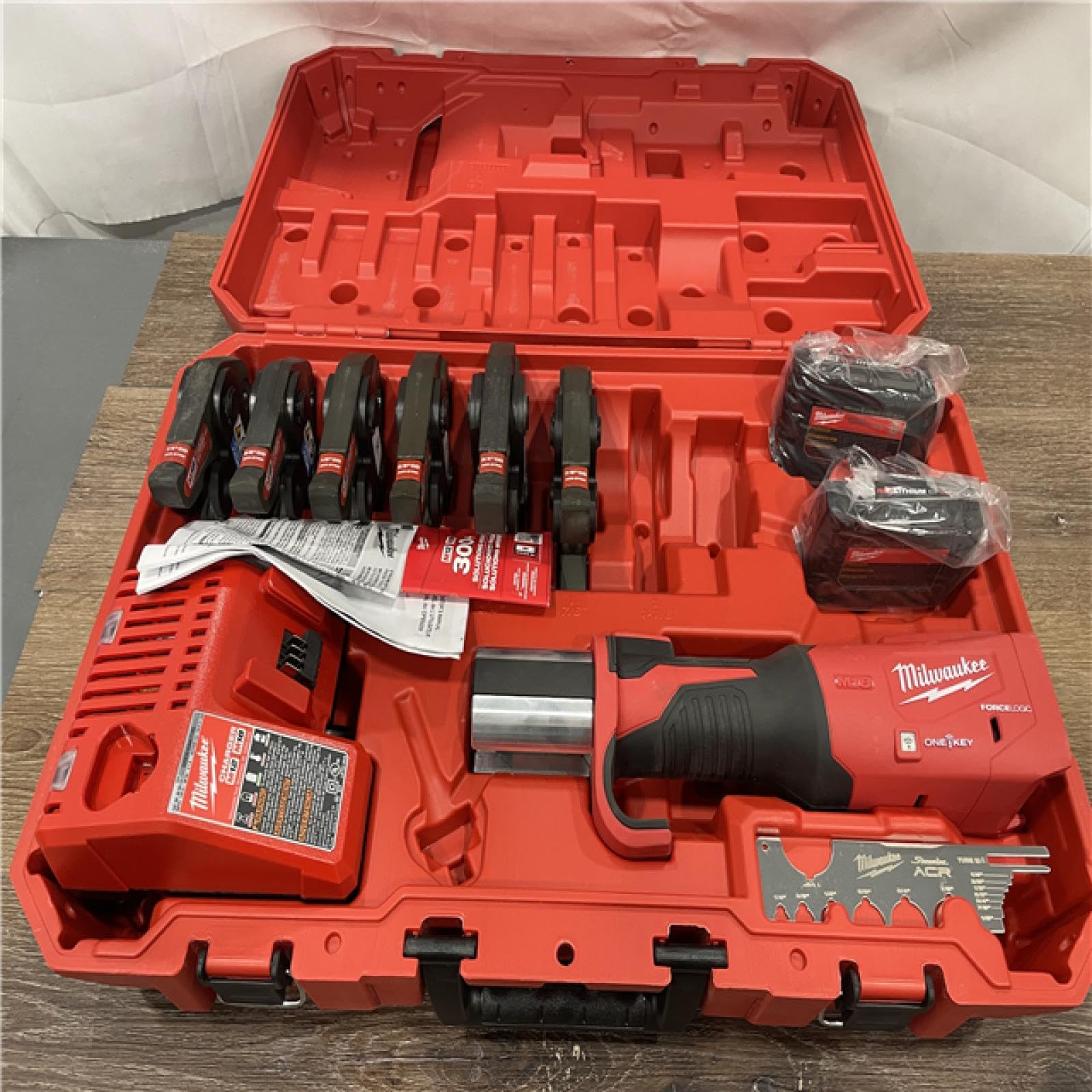 Milwaukee 2922-22M M18 FORCE LOGIC Press Tool Kit w/ One-Key with 1/4"-7/8" Streamline ACR Jaws