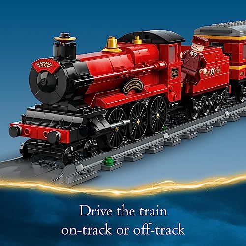 LEGO Harry Potter Hogwarts Express & Hogsmeade Station 76423