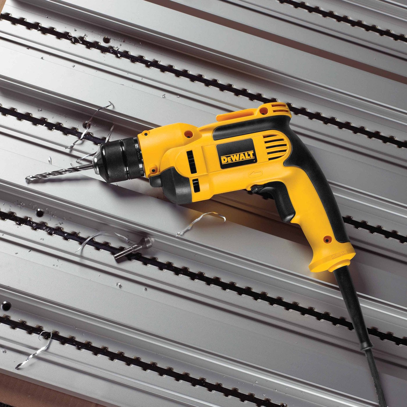 DEWALT DWD112 8.0 Amp 3/8-Inch VSR Pistol-Grip Drill