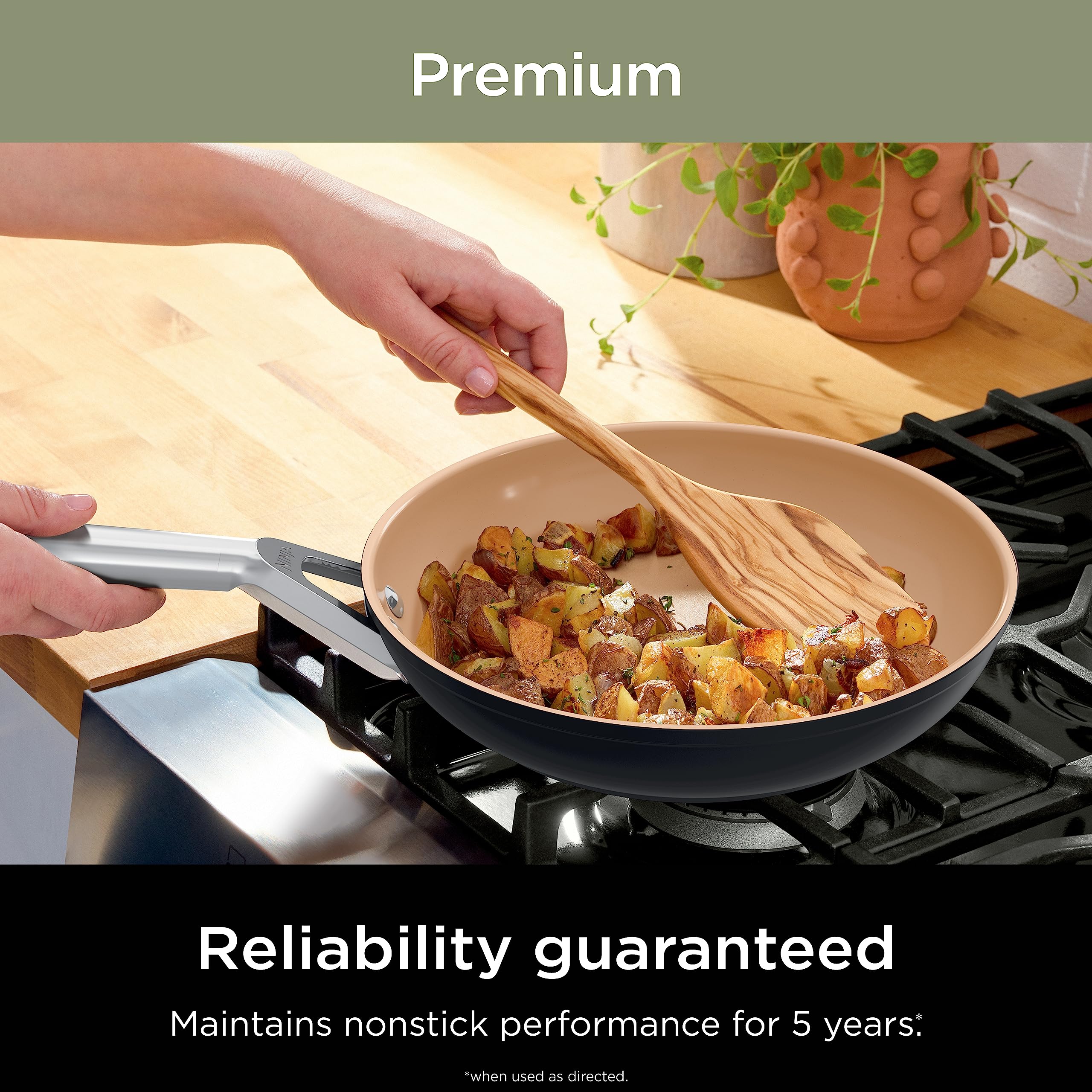 Ninja CW90020 Extended Life Premium Ceramic 8" Fry Pan , Nonstick Fry Pans and Pots