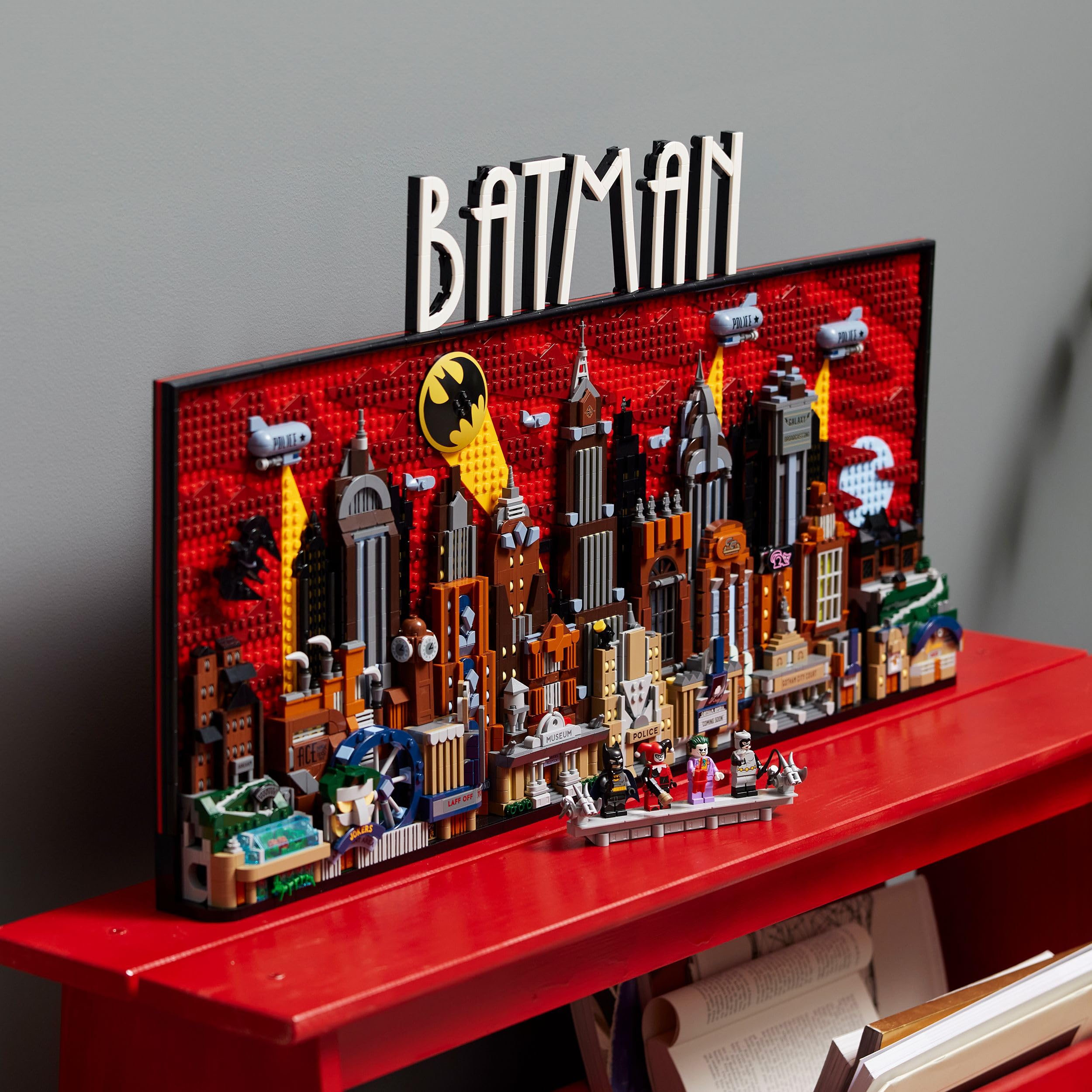 Lego Batman 76271  The Animated Series Gotham City